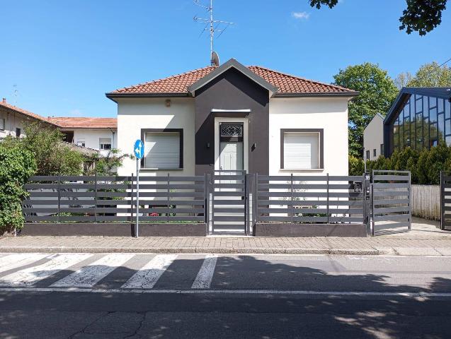 Villa in Via Adua, Seveso - Foto 1