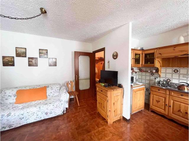 2-room flat in Via Baya, Sauze d'Oulx - Photo 1