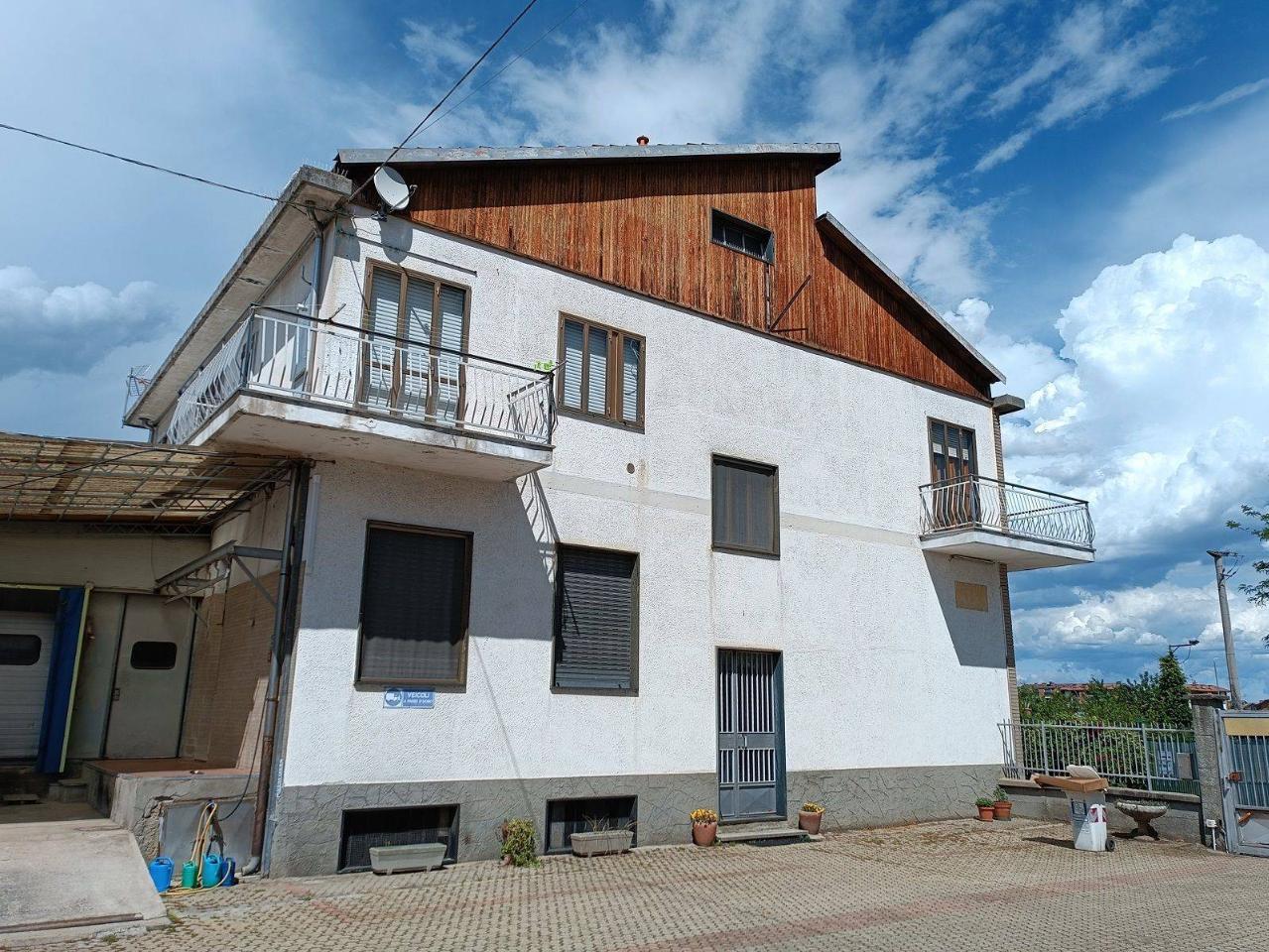 Casa indipendente in vendita a Orbassano