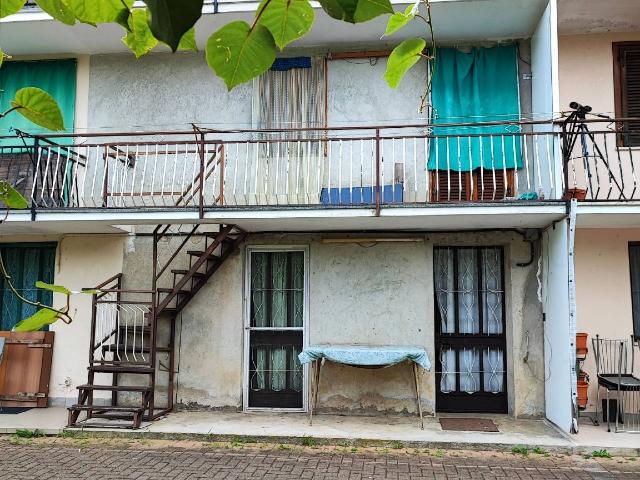 2-room flat in Regione Fua 10, Lanzo Torinese - Photo 1