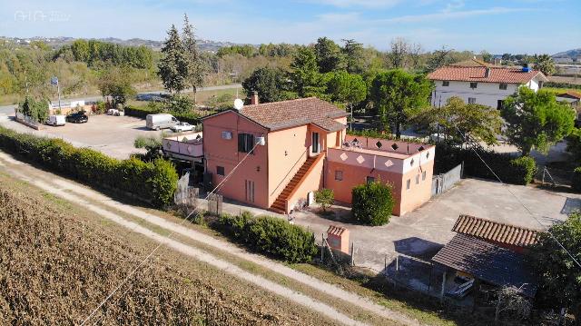 Casa indipendente in Via Bonifica del Tronto 34, Controguerra - Foto 1