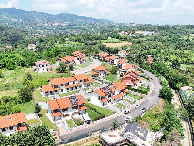 Terraced house in Strada Rivamare, Moncalieri - Photo 1