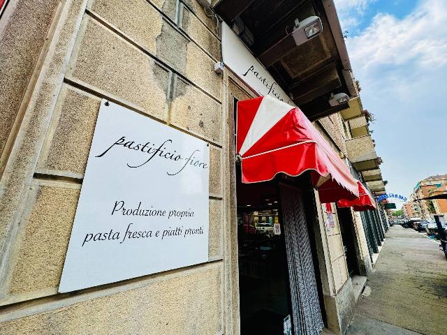 Shop in Via Madonna delle Rose 70, Torino - Photo 1