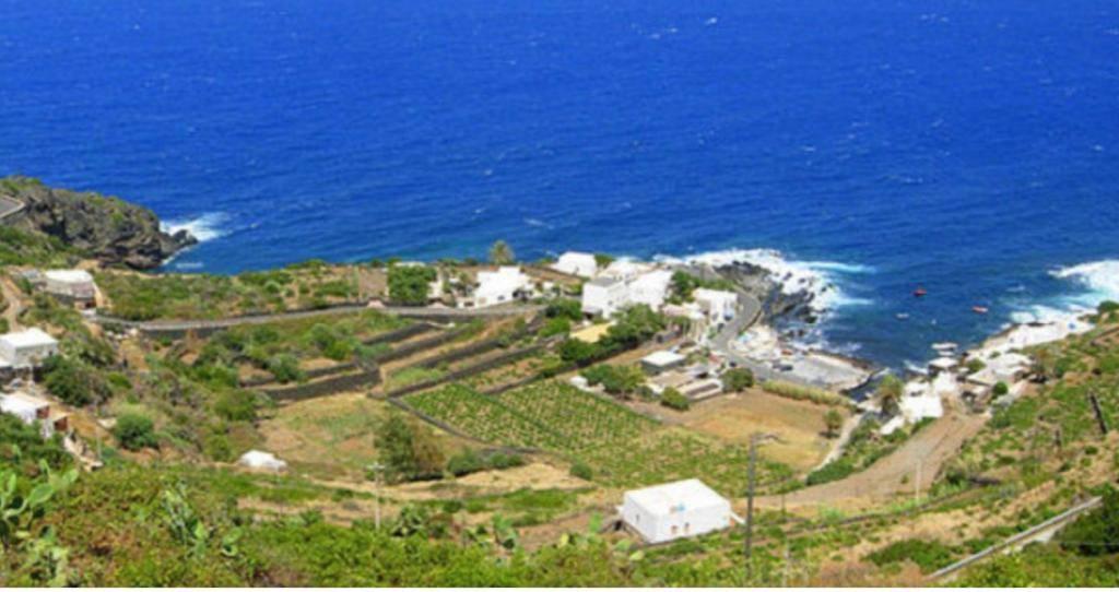 Terreno edificabile in vendita a Pantelleria