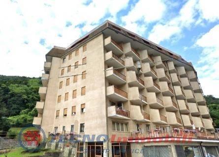 2-room flat in Via Giuseppe Augusto Levis, Chiomonte - Photo 1