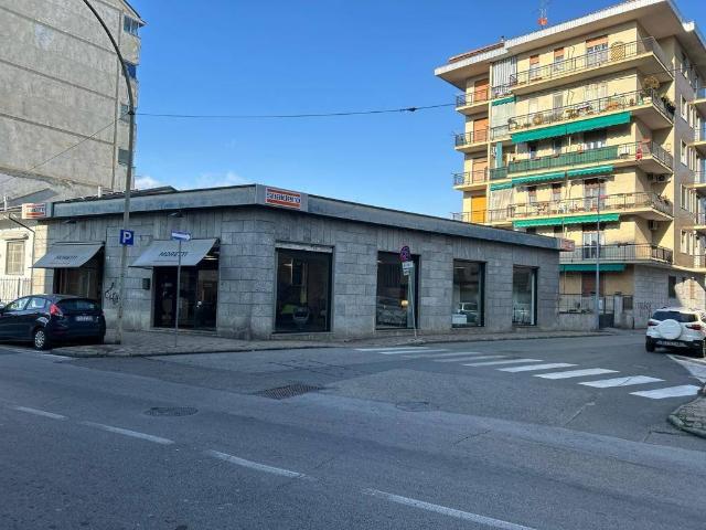 Negozio in Via Giuseppe Giusti 29, Nichelino - Foto 1