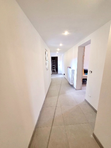 3-room flat in Via Luigi Bidoglio, Vergiate - Photo 1