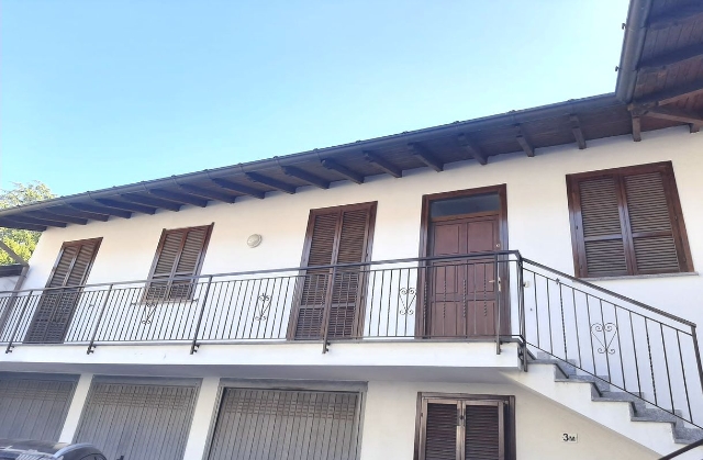 Dreizimmerwohnung in Via Parrocchia, Varallo Pombia - Foto 1