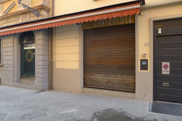 Negozio in Via Ulisse Aldrovandi 15, Imola - Foto 1