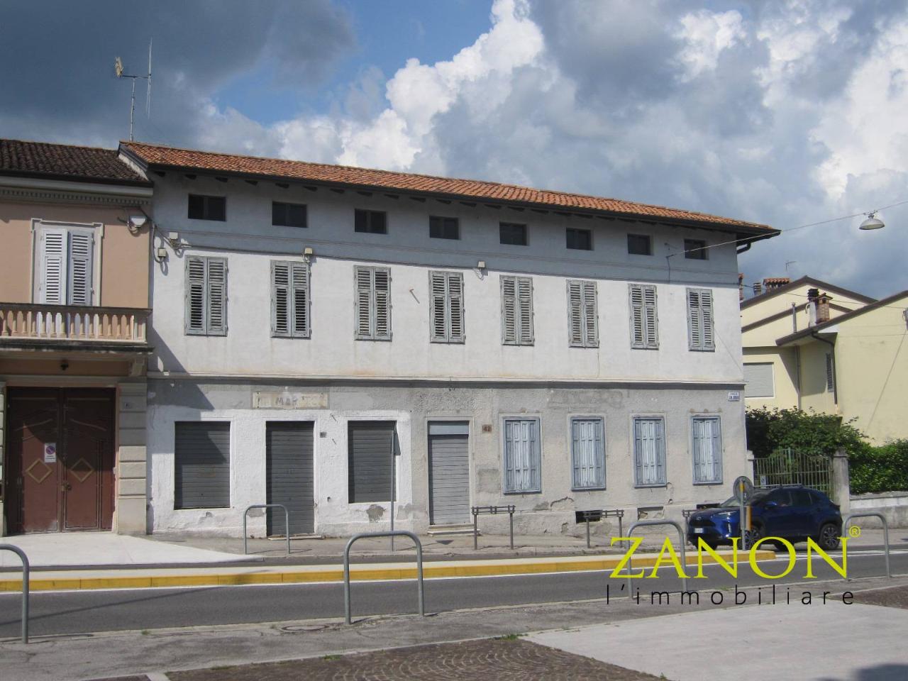 Palazzo in vendita a Gorizia