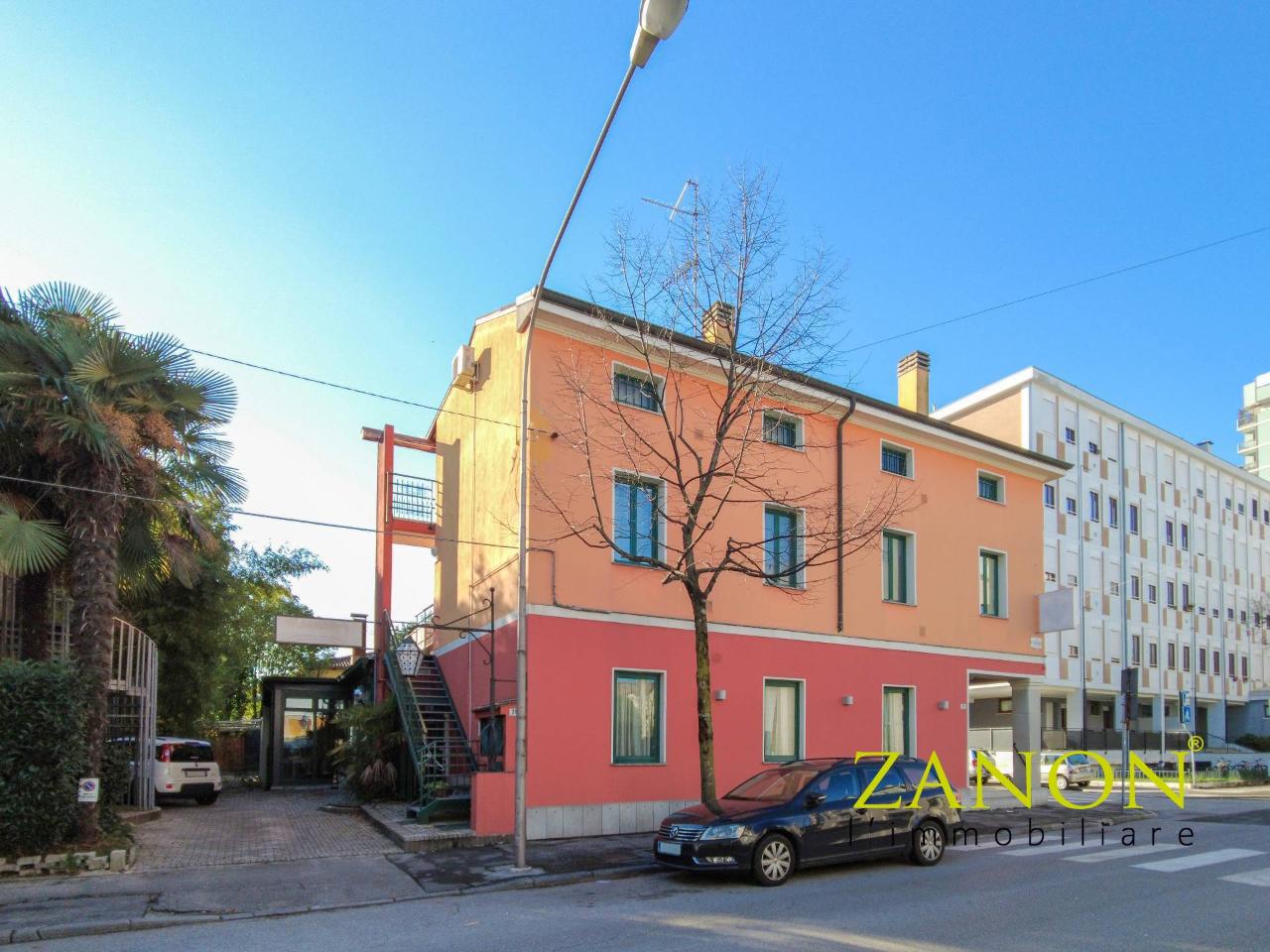 Palazzo in vendita a Gorizia