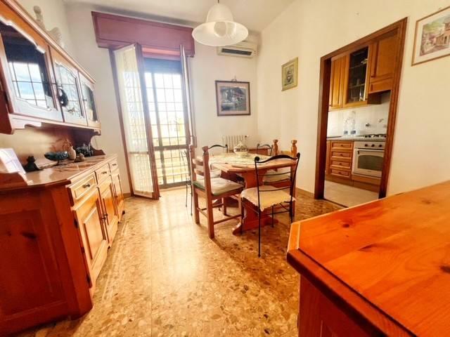 3-room flat in Piazza del Popolo, Granarolo dell'Emilia - Photo 1