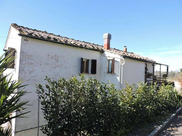 Country house or cottage in {3}, Viale G. Cercignani - Photo 1