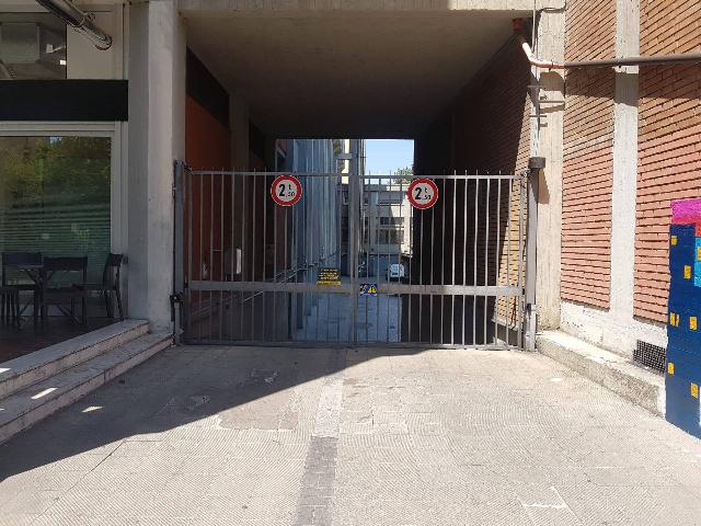 Posto auto in Via Giuseppe Mazzini 170, Bologna - Foto 1