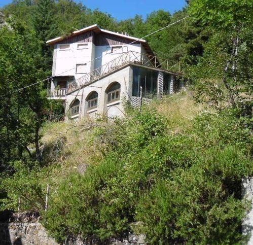 Villa in vendita a Lizzano In Belvedere