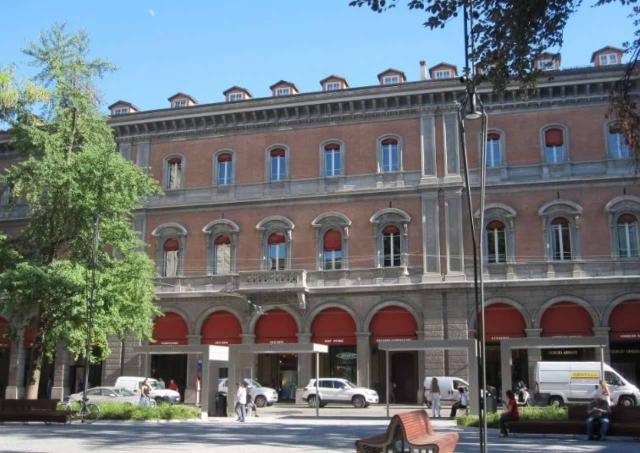 Gemeinschaftsbüro in Piazza Calderini, Bologna - Foto 1