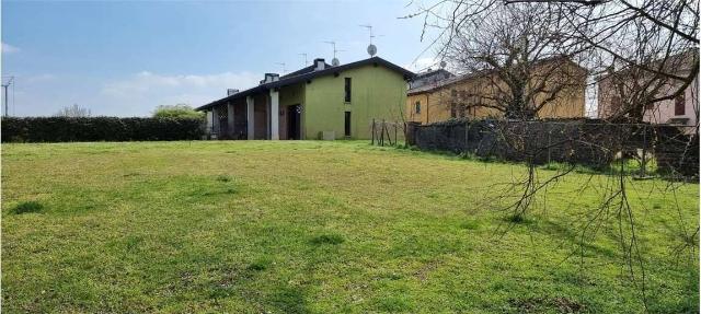 Villa in Strada Statale Goitese, 299, Goito - Foto 1