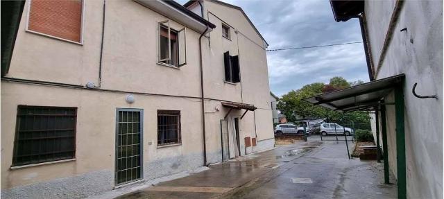 Einfamilienhaus in Strada Statale Goitese, 299, Goito - Foto 1