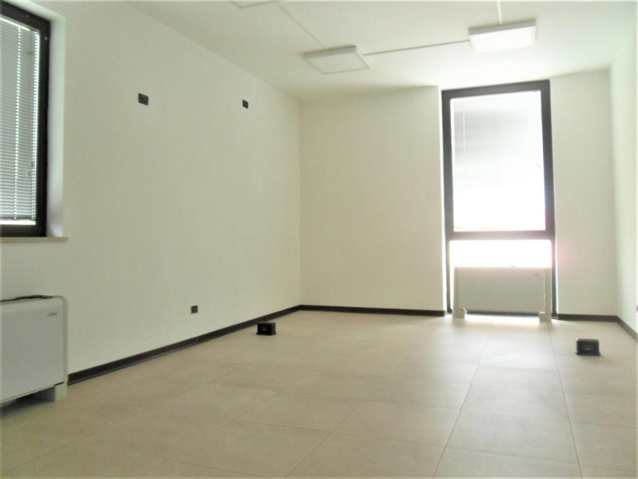 Ufficio in , Lucca, {3} - Foto 1