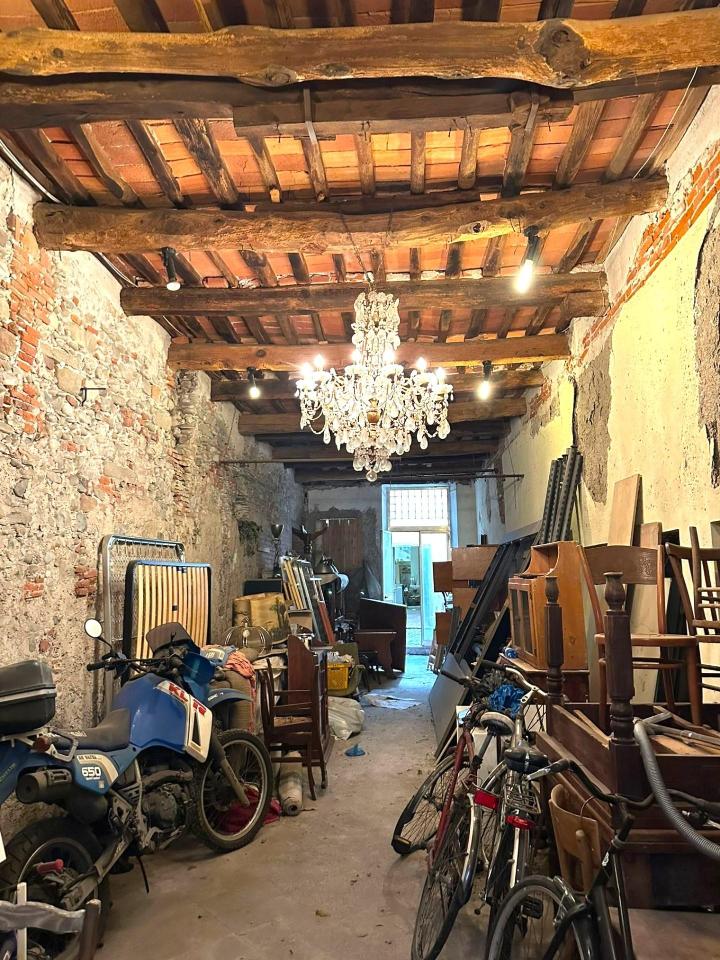 Locale commerciale in , Lucca, {3} - Foto 2