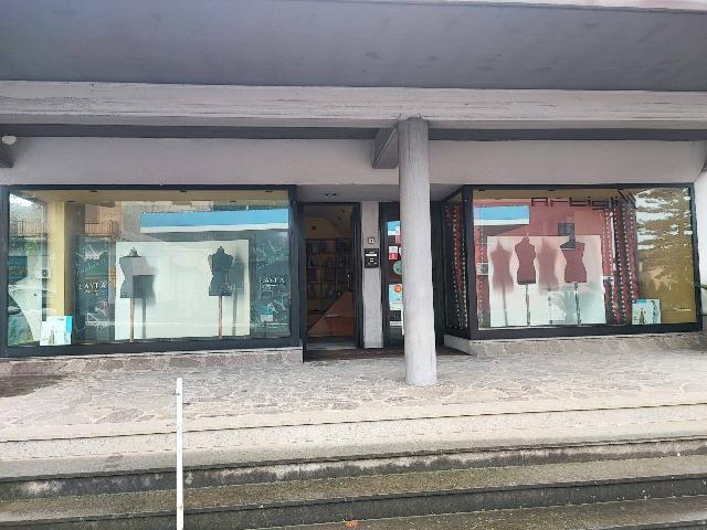 Shop in Corso della Repubblica, Latina - Photo 1