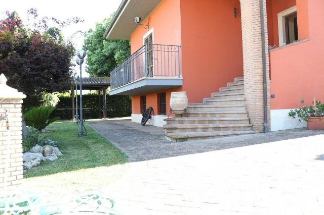 Mansion, Cisterna di Latina - Photo 1