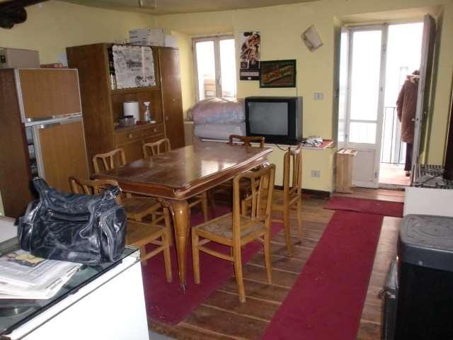 3-room flat in Via Roma , Fenestrelle - Photo 1