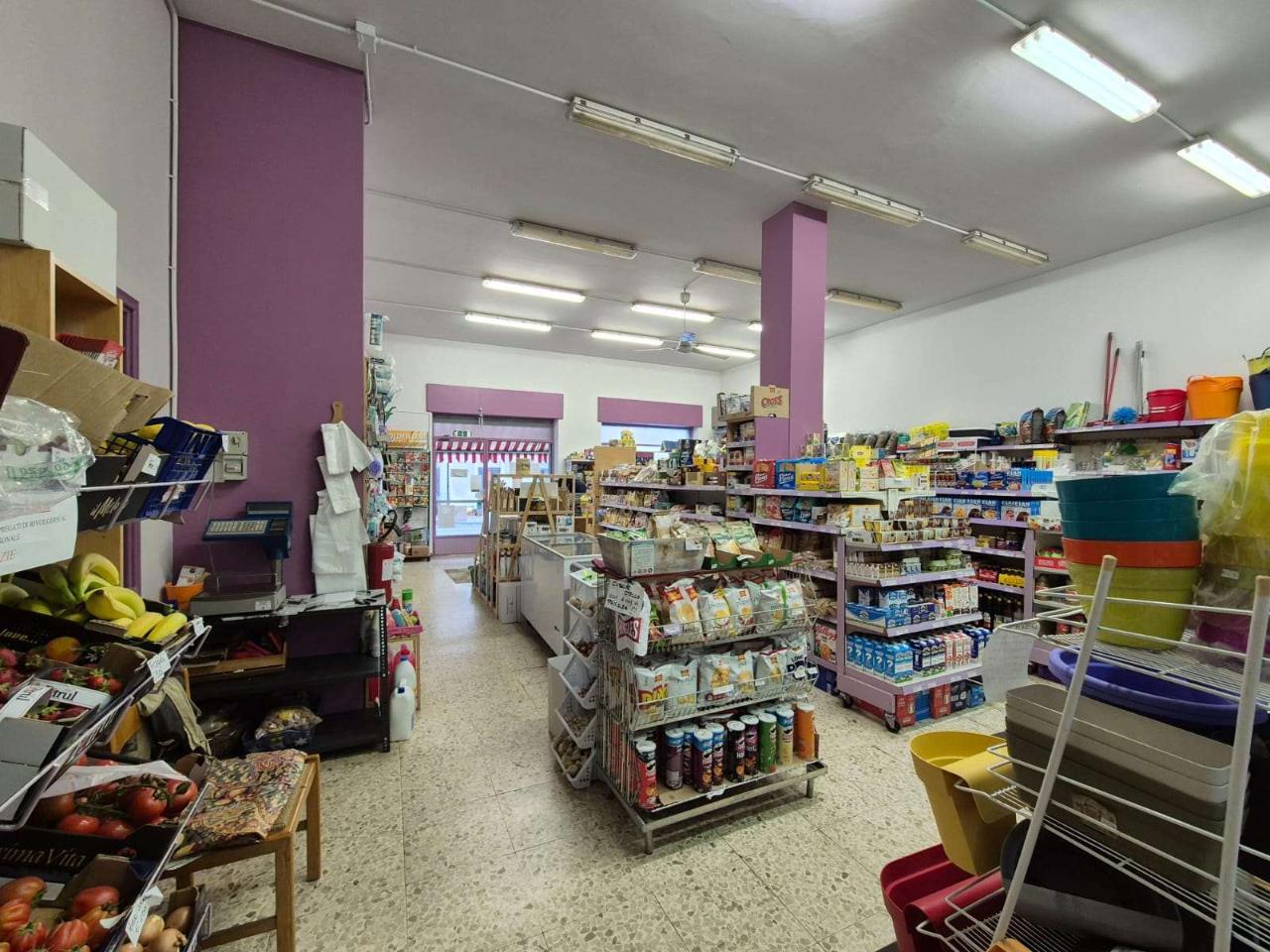 Minimarket in Via Carlo Alberto, Pomaretto, {3} - Foto 2