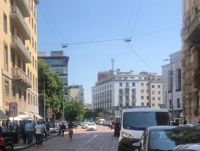 Geschäft in Via Cesare Battisti, Milano - Foto 1