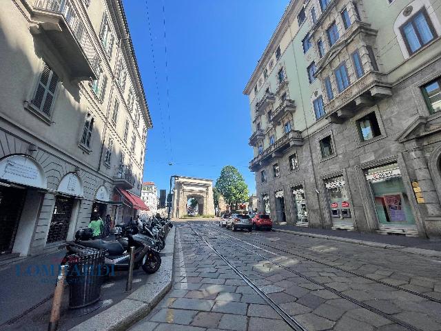 Boxen in Corso di Porta Romana 131, Milano - Foto 1