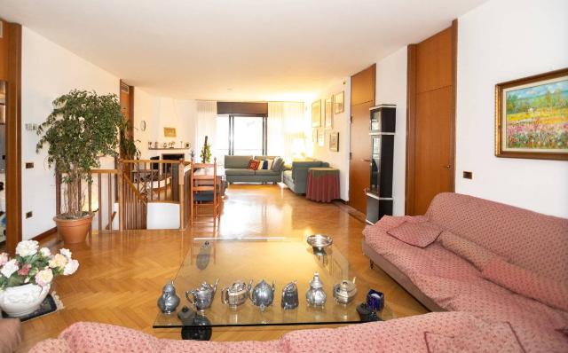 Apartament in Residenza Alberata, Basiglio - Photo 1