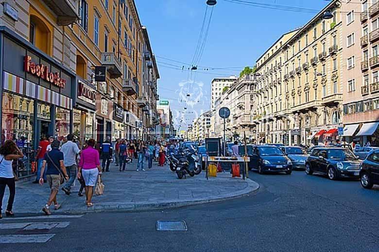 Negozio in Via San Gregorio, Milano, {3} - Foto 2