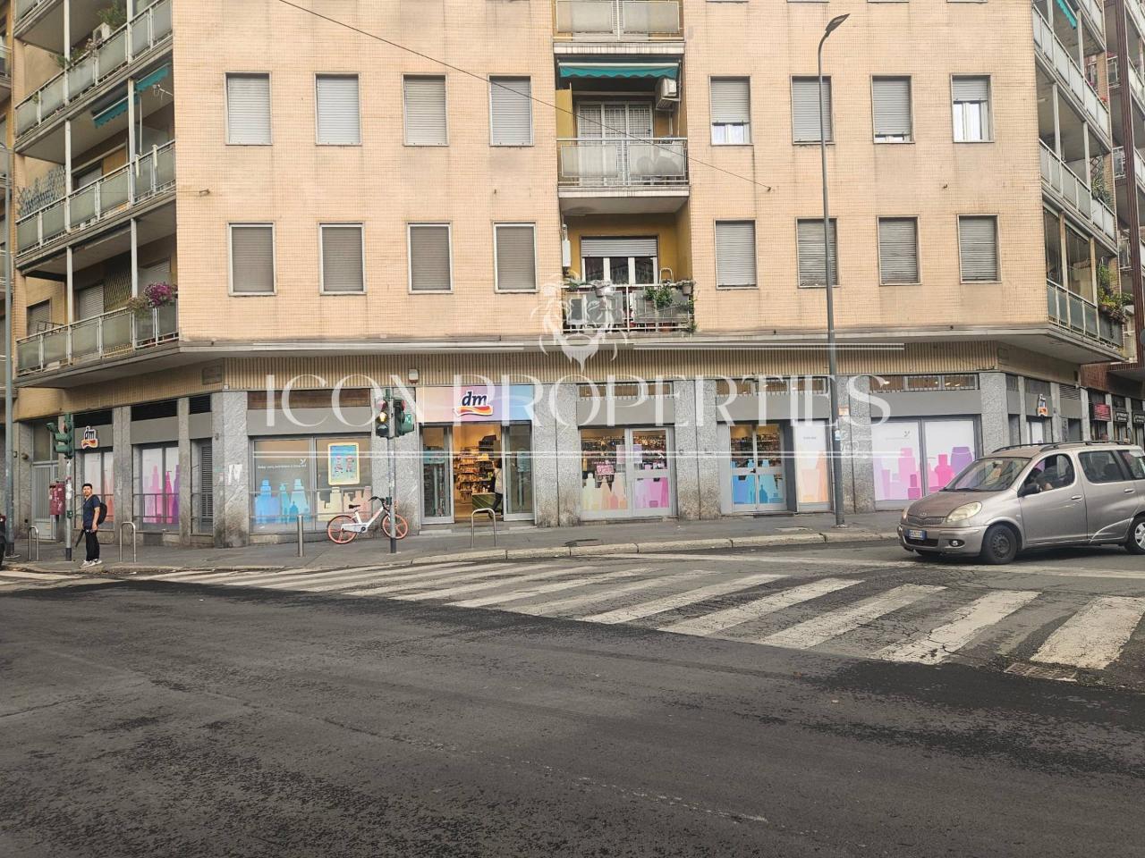 Negozio in Via Giambellino, Milano, {3} - Foto 1