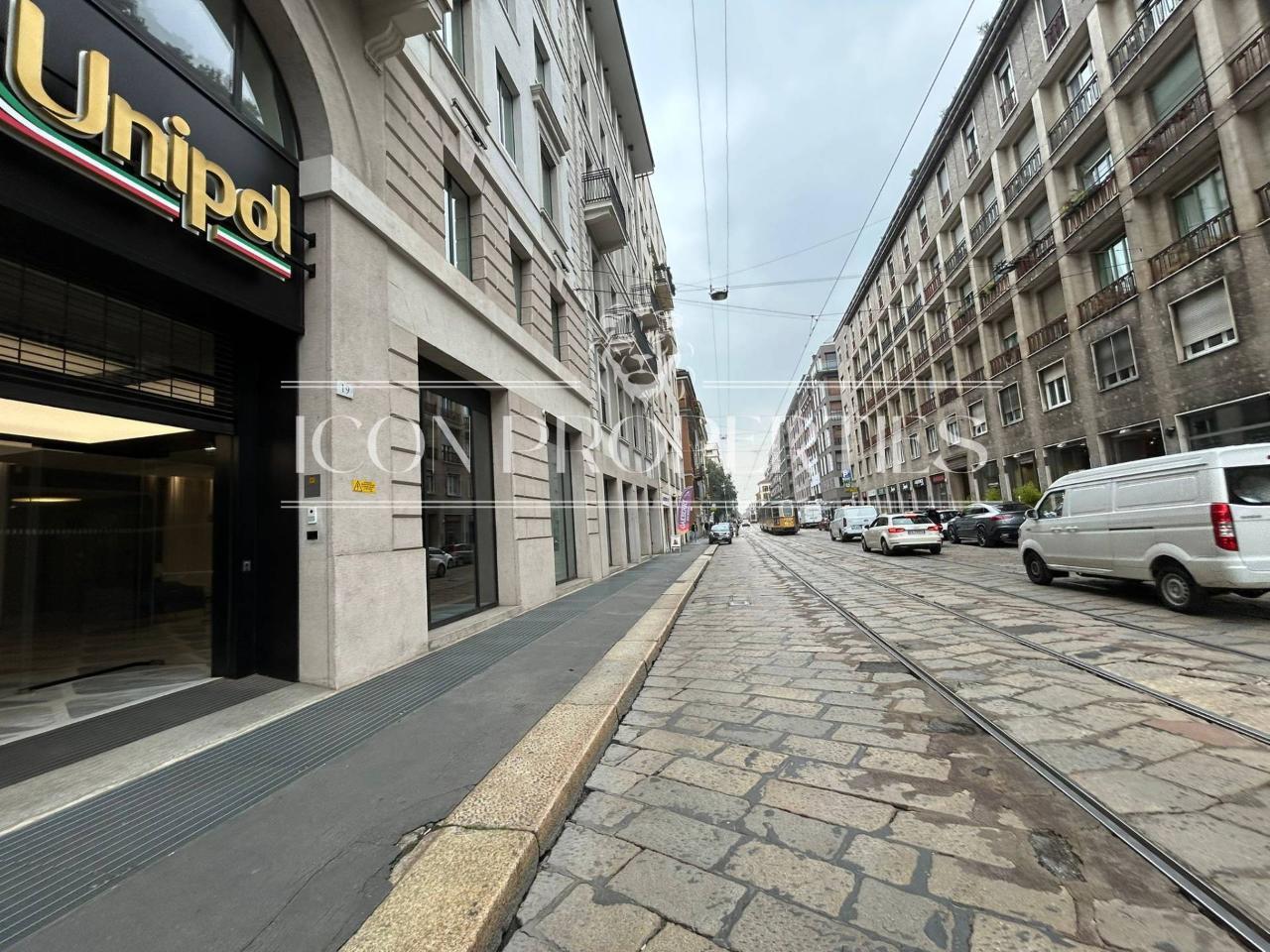 Negozio in Corso di Porta Romana 40, Milano, {3} - Foto 2