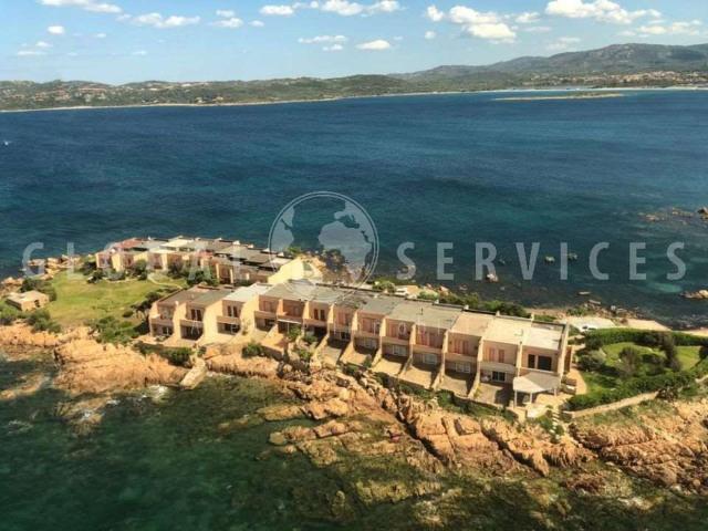 Terraced house in Le Saline, Olbia - Photo 1