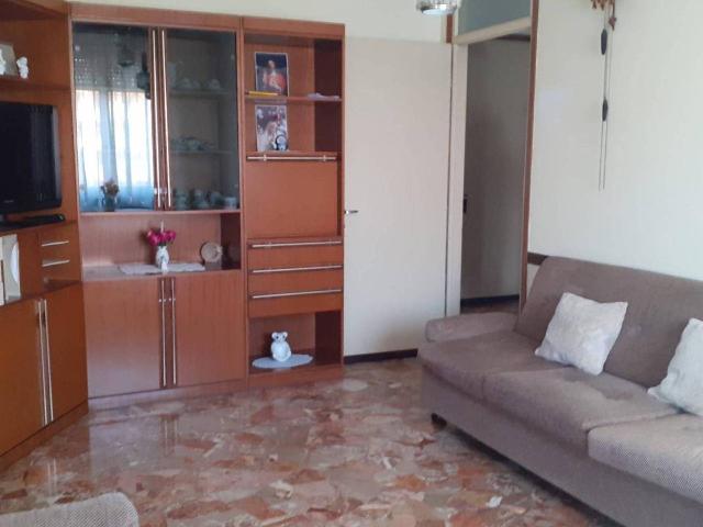 2-room flat in {3}, - Photo 1