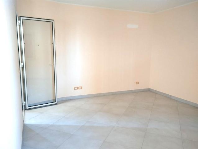 2-room flat in {3}, - Photo 1