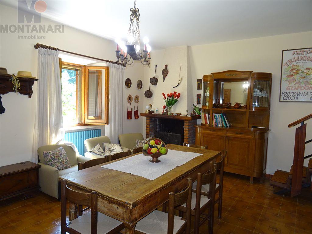 Casa indipendente in vendita a Serravalle Di Chienti