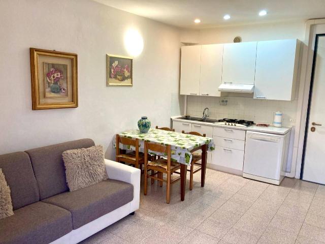 2-room flat in Via Verona, Sirmione - Photo 1