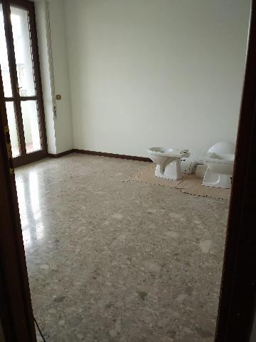 Vierzimmerwohnung, Carrara - Foto 1