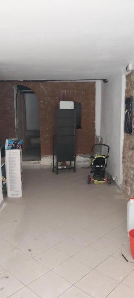 Magazzino in , Carrara, {3} - Foto 2