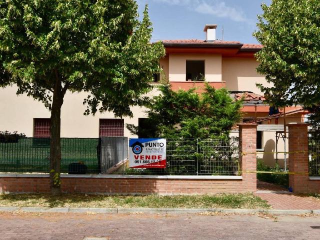 Terraced house in Via Carlo Alberto dalla Chiesa, San Pietro in Casale - Photo 1