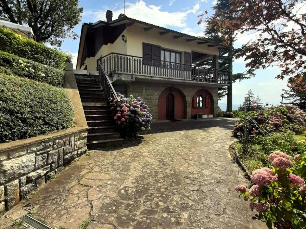 Villa in vendita a Monghidoro