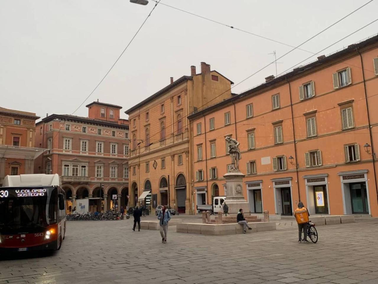 Negozio in affitto a Bologna