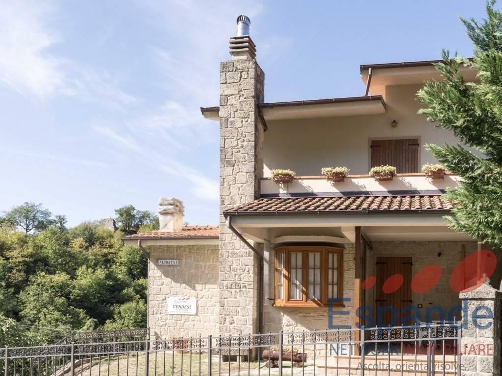 Villa in vendita a Grizzana Morandi