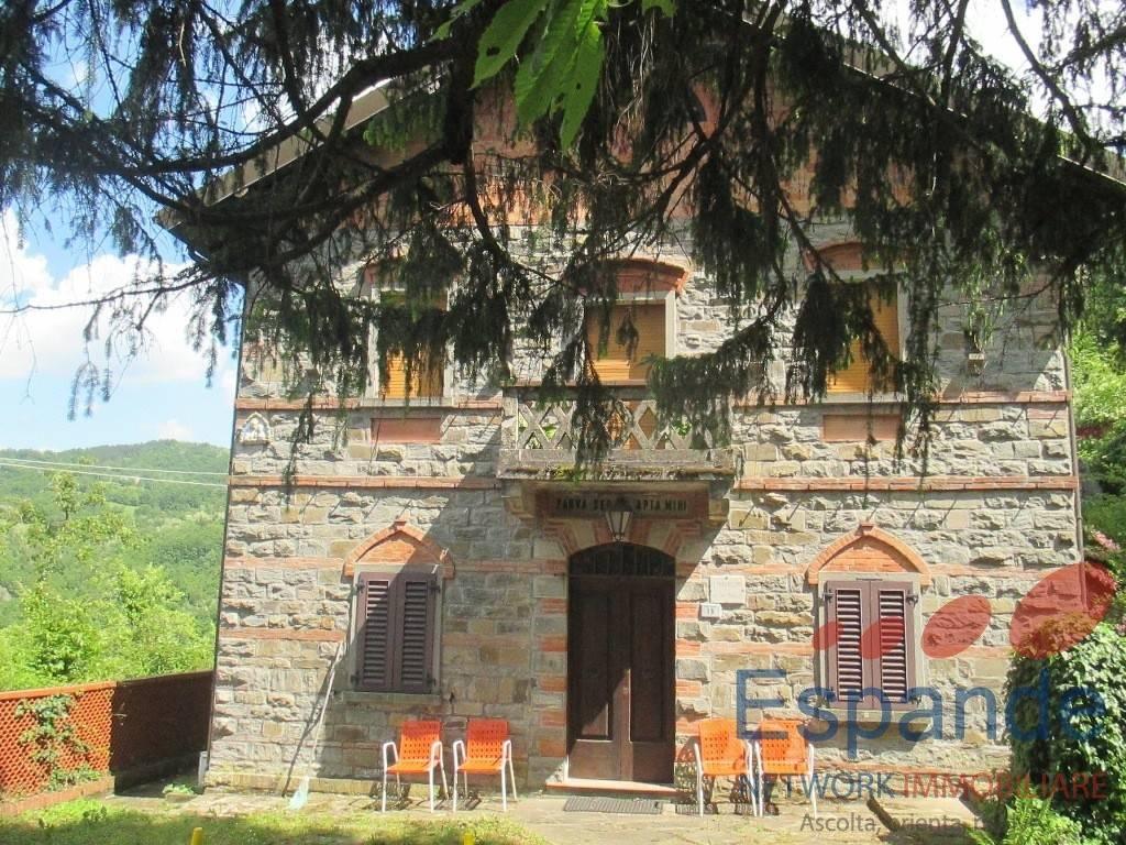 Casa indipendente in vendita a Sambuca Pistoiese