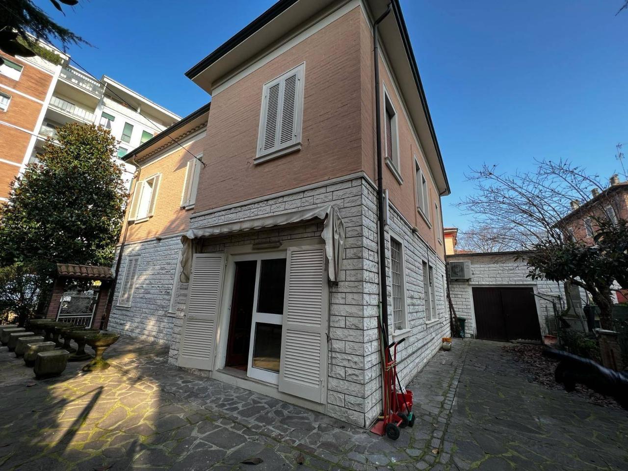 Villa in affitto a Modena
