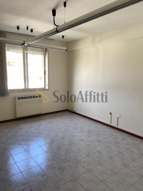 Ufficio in Via Begarelli, Modena, {3} - Foto 1