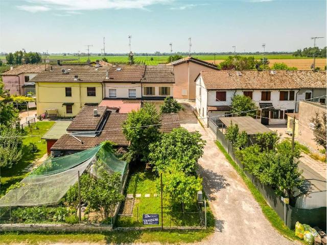 Detached house, Novi di Modena - Photo 1