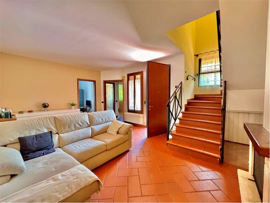 Appartamento in vendita a Novi Di Modena